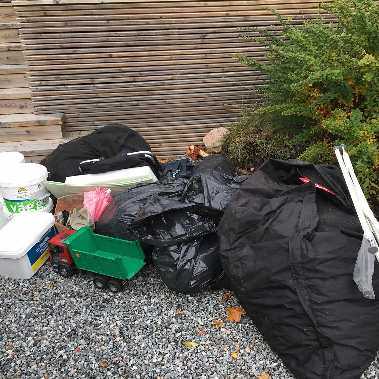 image of Diverse till tippen - Täby