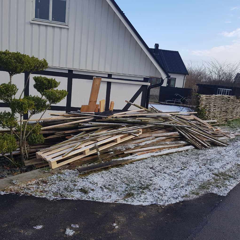 image of Skräp till tippen - Vellinge