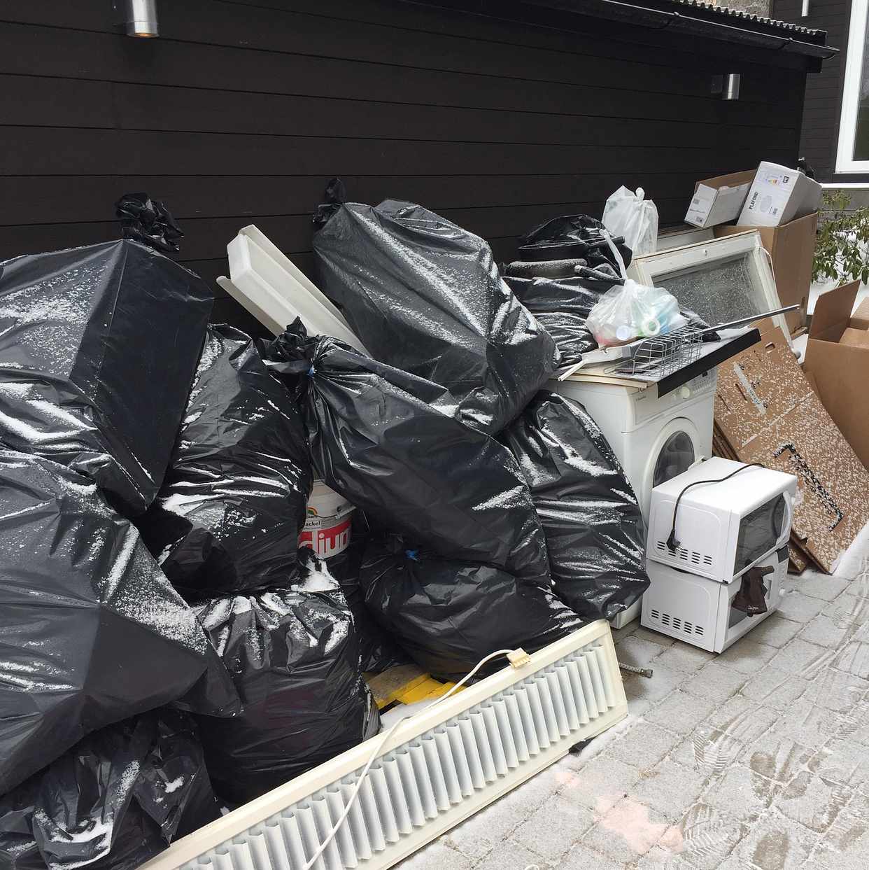 image of Byggsopor 8m från uppfart - Djursholm