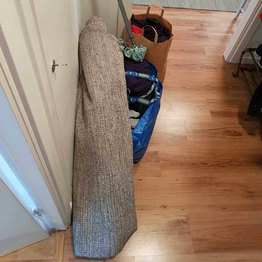 image of Två Påsar, mopp och matta - Älvsjö