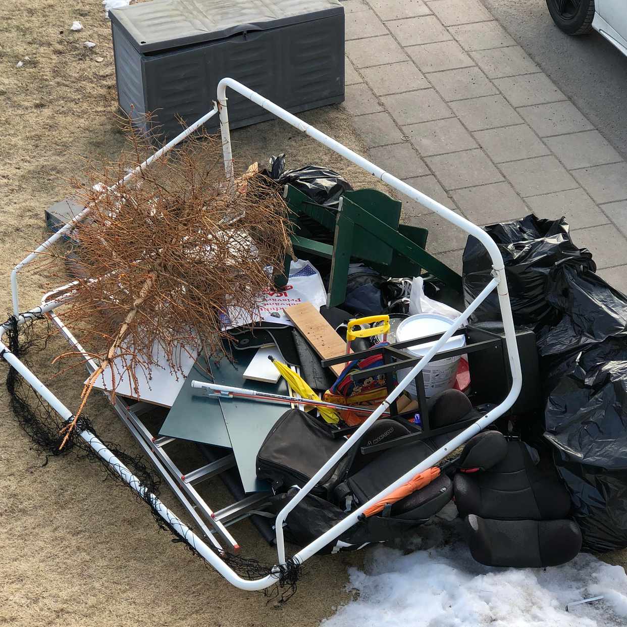 image of Blandat utrensning förråd - Värmdö