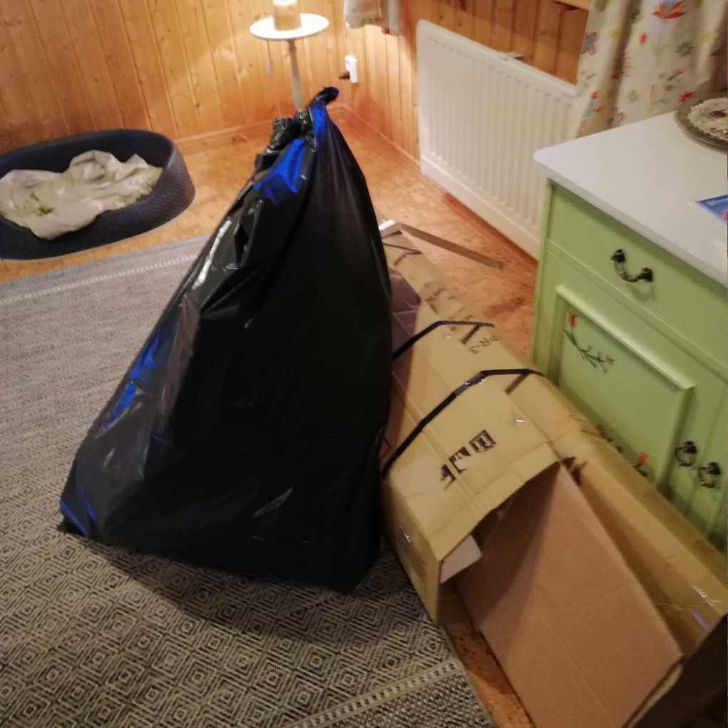 image of Elektrisk fåtölj emballag - Sollentuna