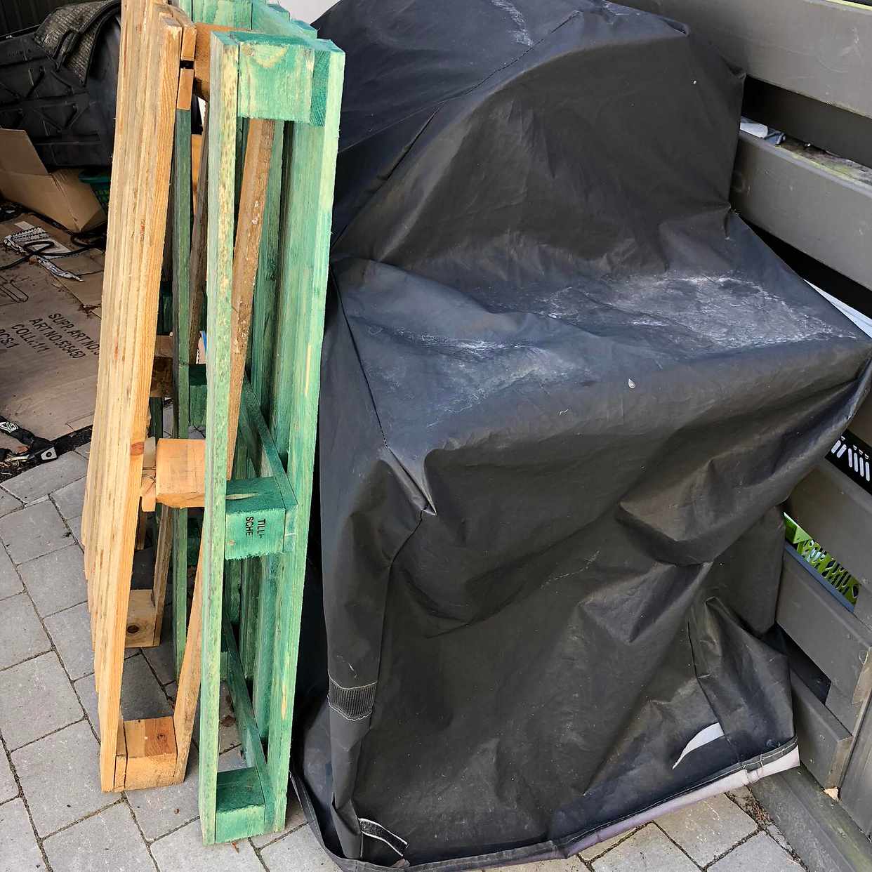 image of Frys, Grill och 2 st pall - Vallentuna