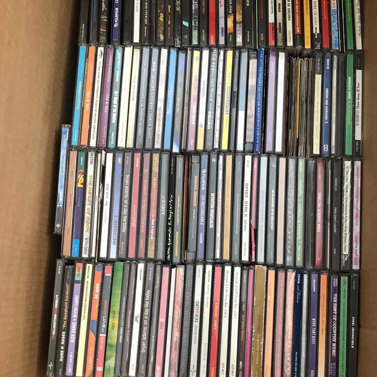 image of CD, DVD o böcker - Årsta