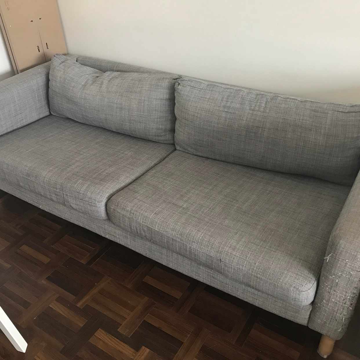 image of Bortskänkes Ikea Soffa - Järfälla