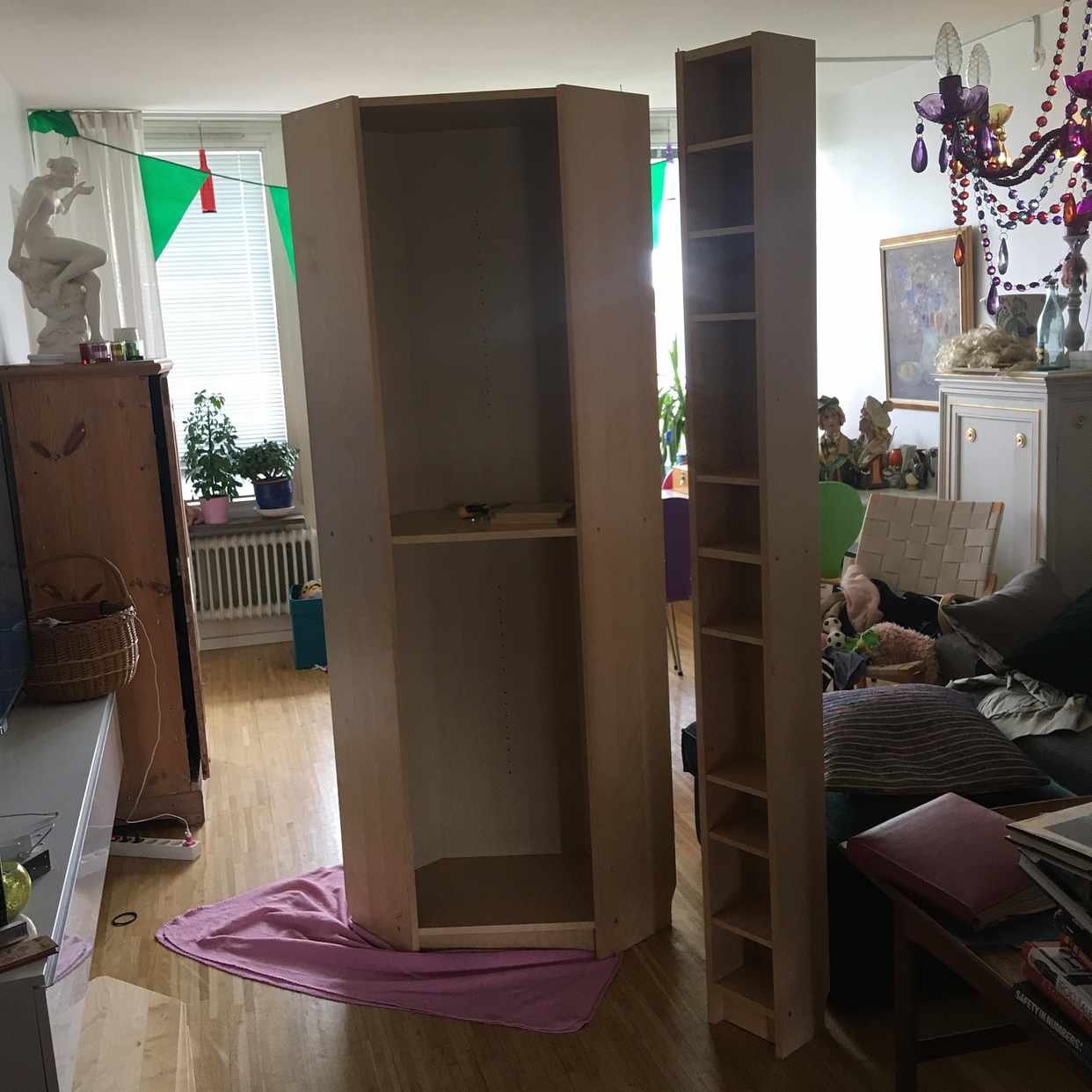 image of Ikea BILLY bokhyllor - Täby