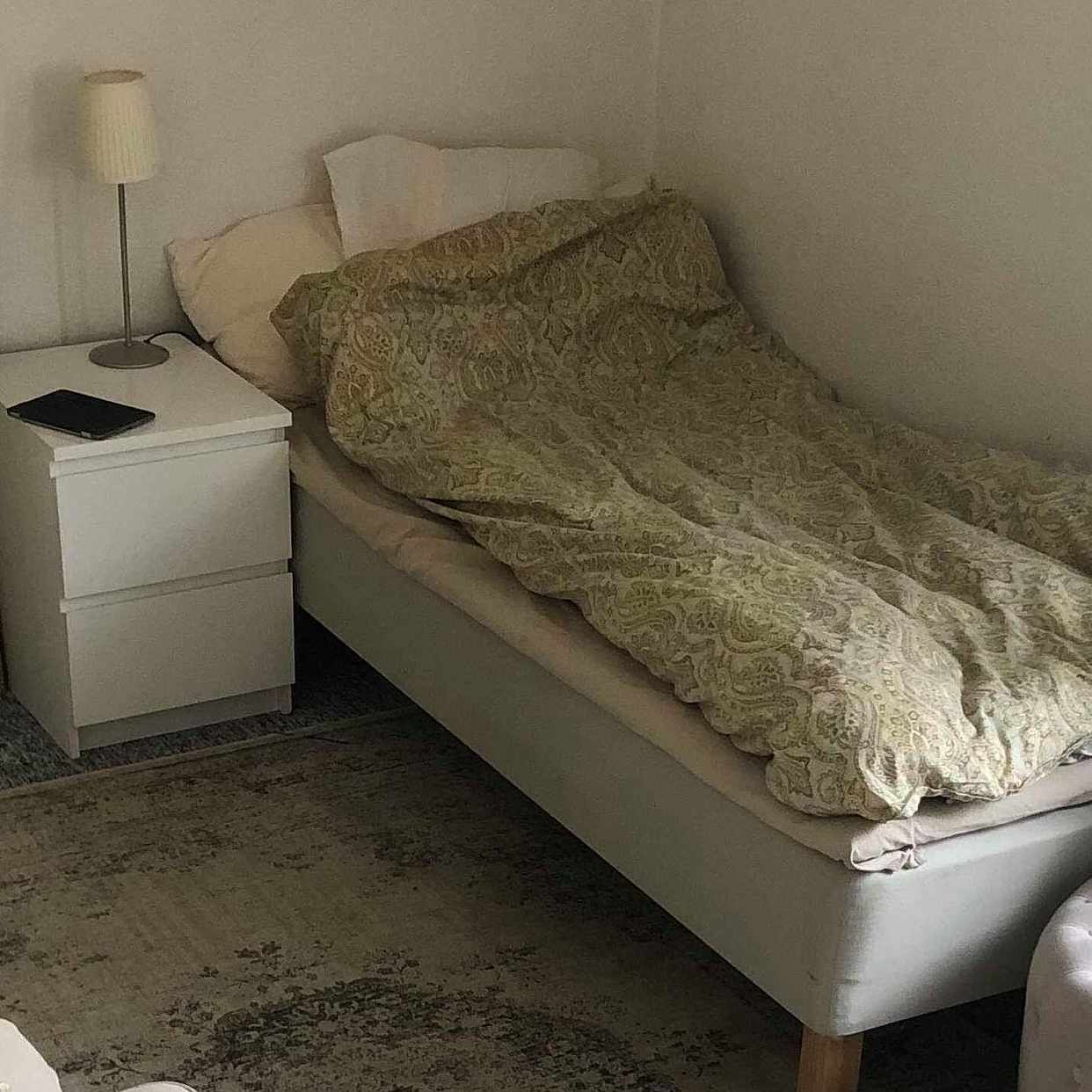 image of 90 Säng, sängbord - Malmö