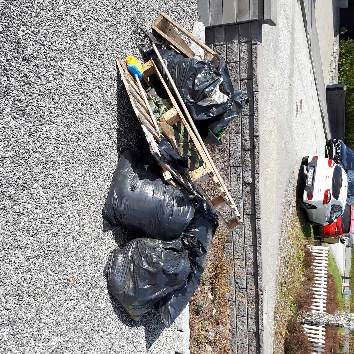 image of Brändbart till tippen - Täby