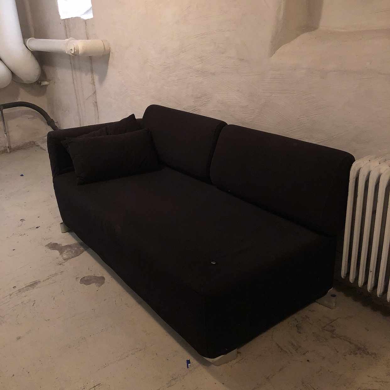image of Ikea soffa svart - Stockholm