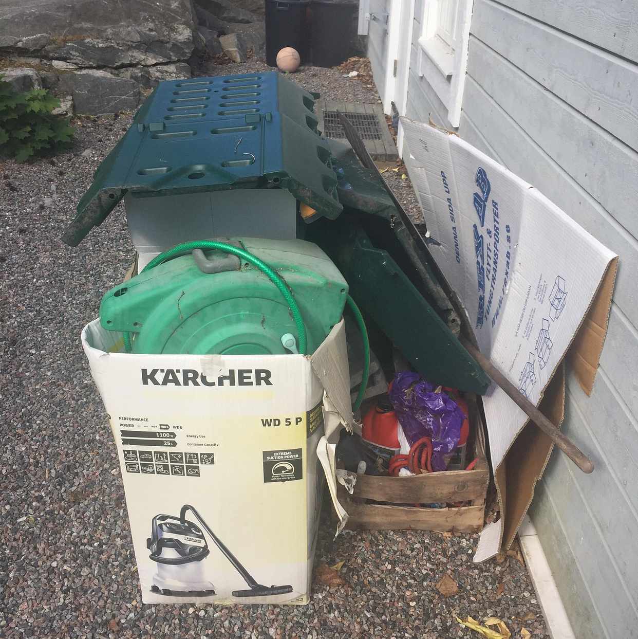 image of Diverse skräp - Lidingö