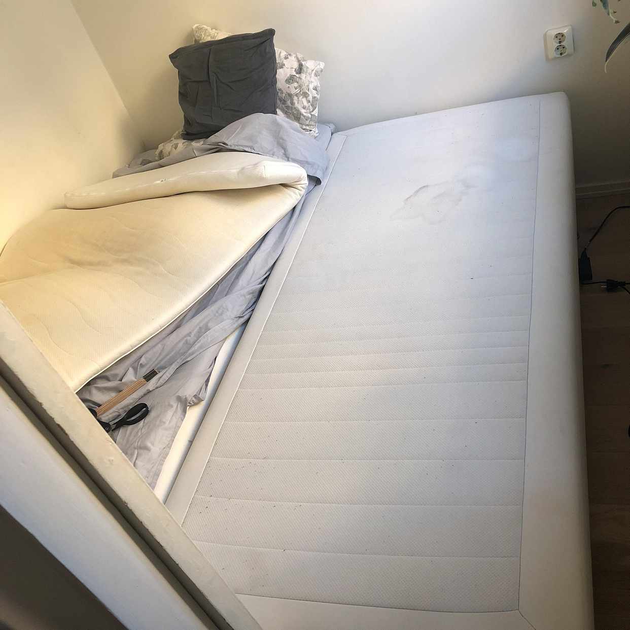 image of 2 st Ikea 90cm sängar - Stockholms Stad