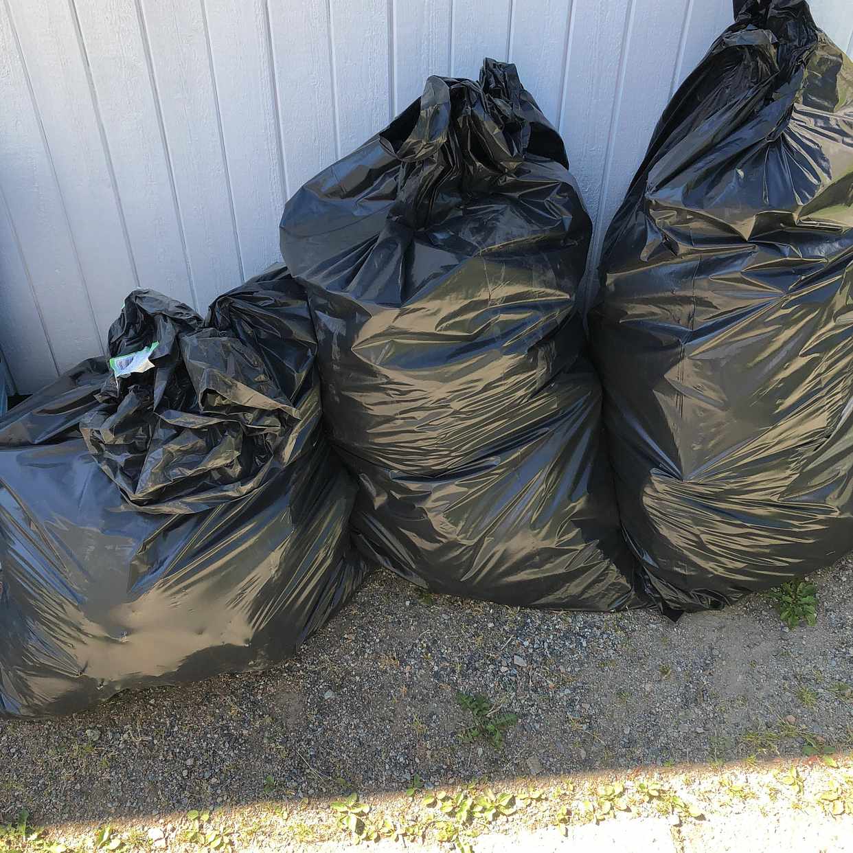 image of Säckar trädgårdsavfall - Älta