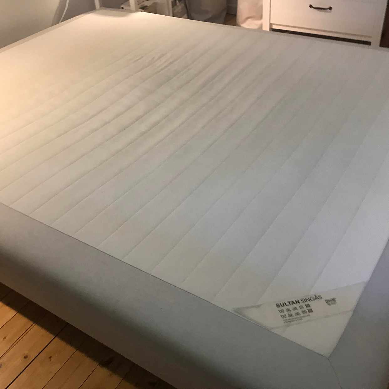 image of Säng 160 cm bortskänkes - Solna