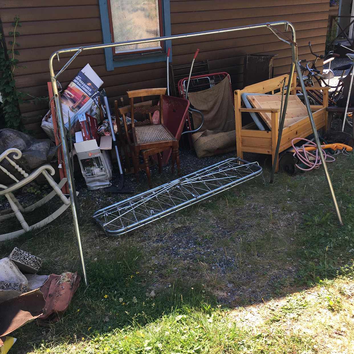 image of Diverse skräp +tre cyklar - Åkersberga