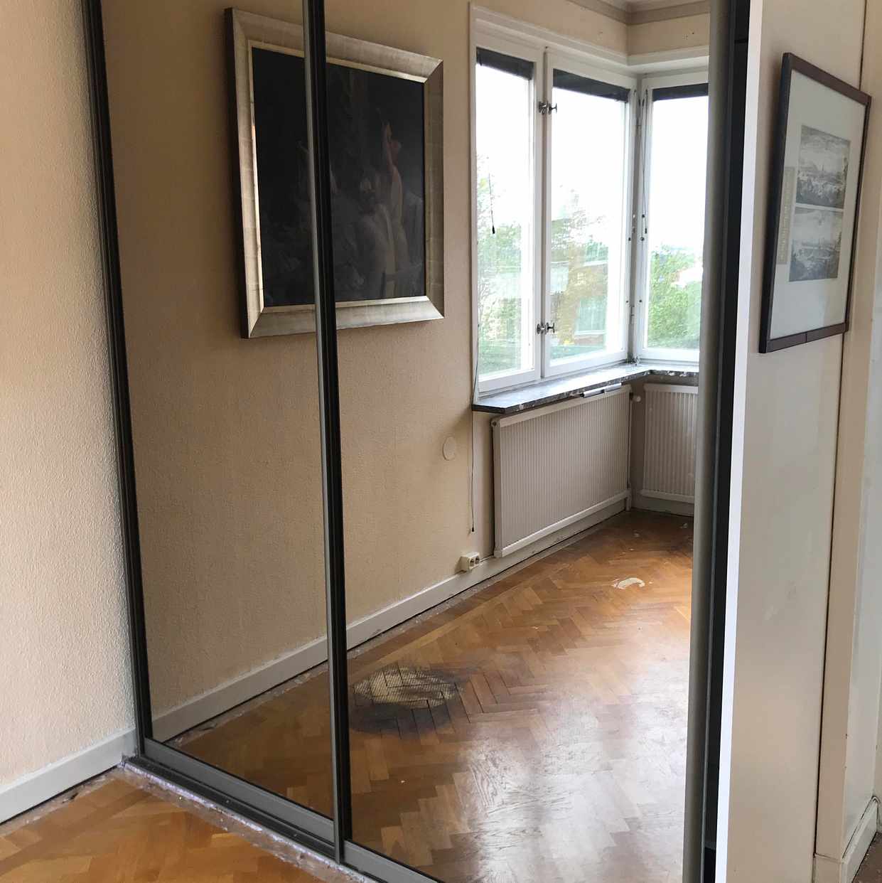 image of Skjutdörrar spegelglas - Stockholm