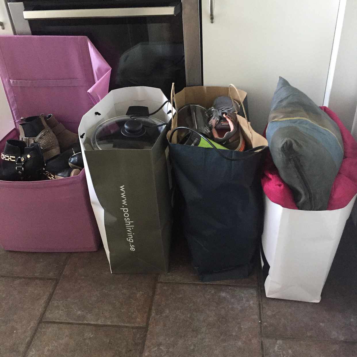 image of Fyra påsar med diverse - Stockholms Stad