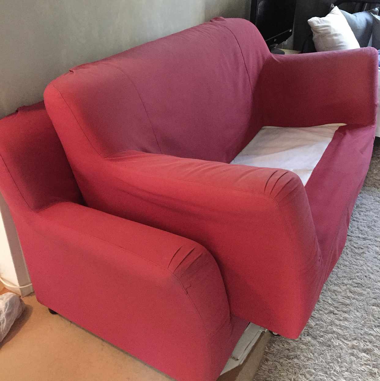 image of Två soffor, inte så tunga - Enskede