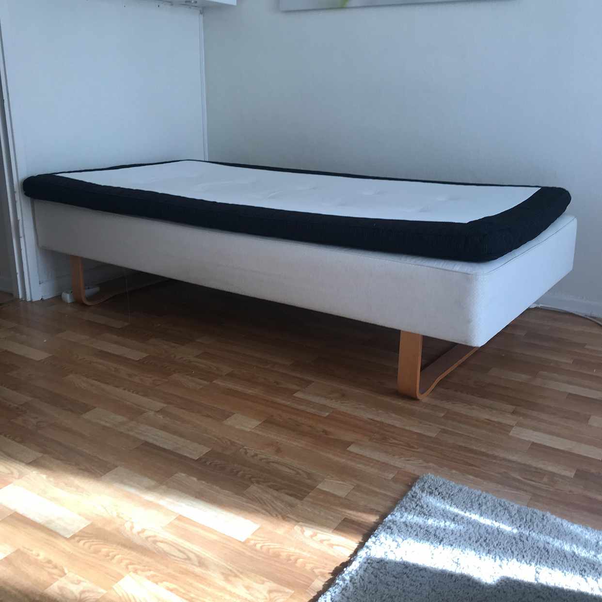 image of Säng 105 med madrass - Mölndal