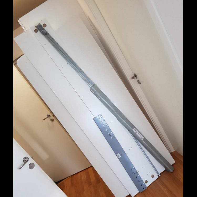 image of Ner monterad lätt gavel - 