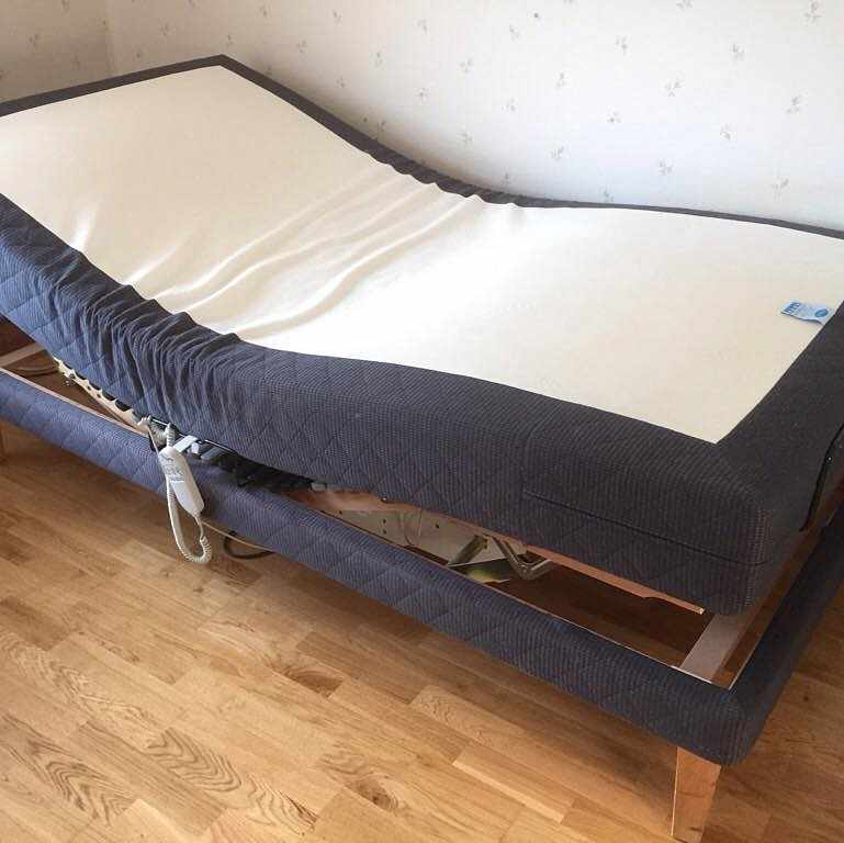 image of Ställbar säng, 105 cm - Stockholm