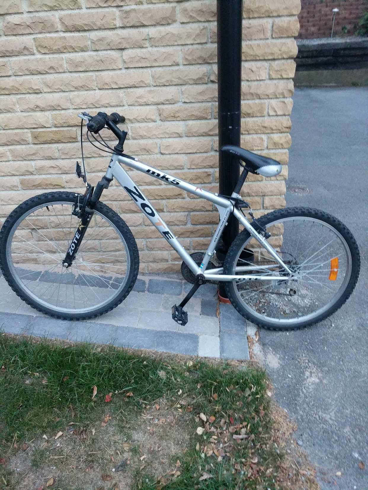 image of Cykel bortskänkes - Huddinge