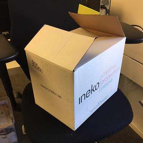 image of 1 st liten lätt kartong - 