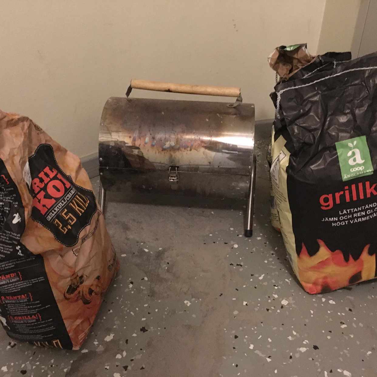 image of Grill/BBQ (easy to bring) - Stockholm