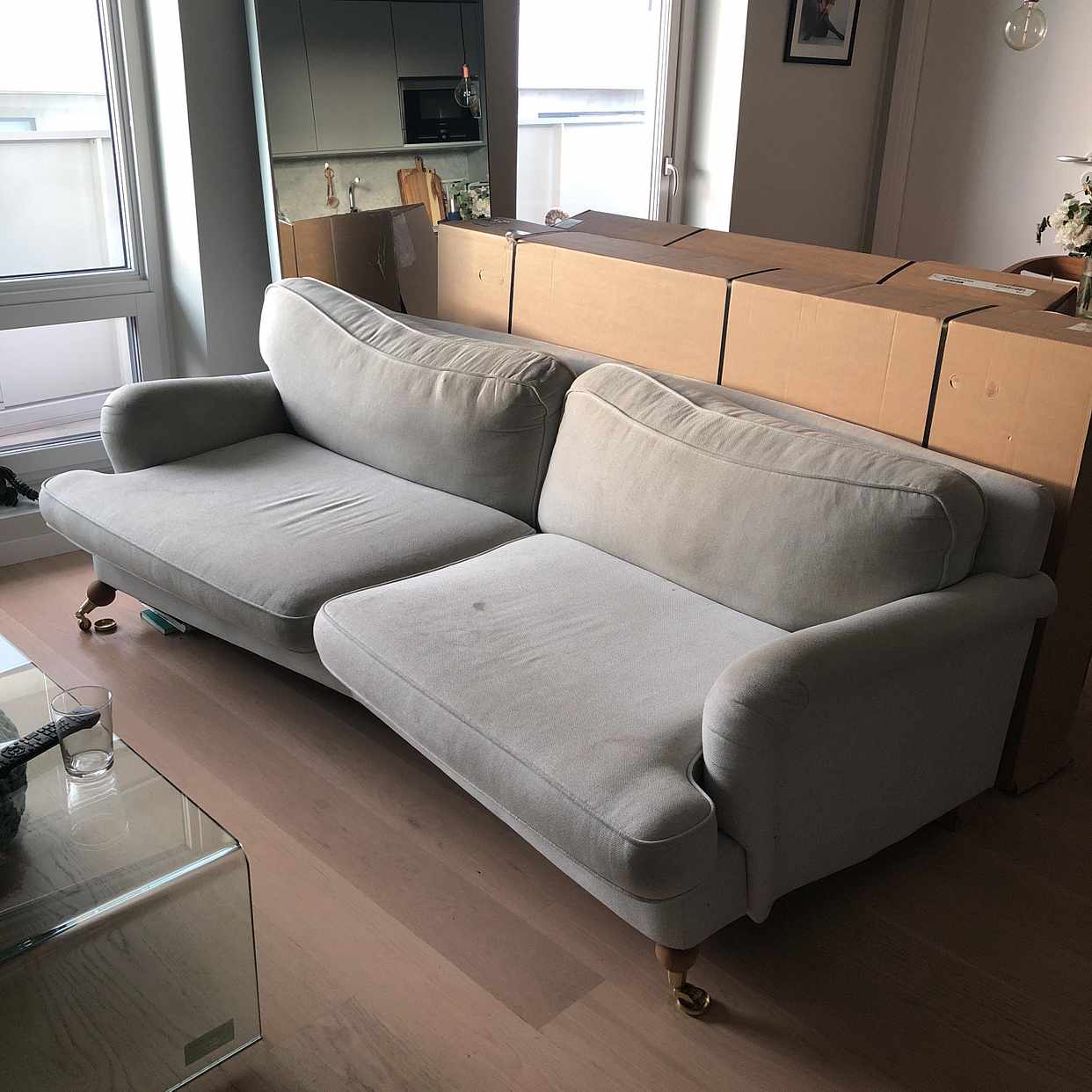 image of Soffa hämtas hiss finns - Sundbyberg