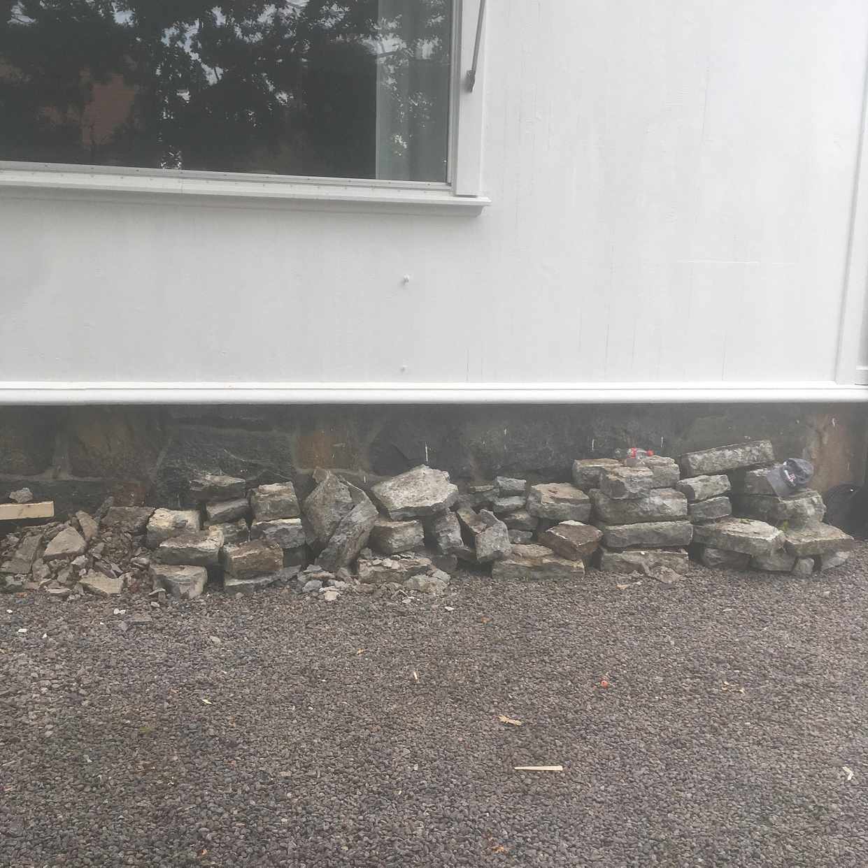 image of Betongsten och brädor - Västra Frölunda