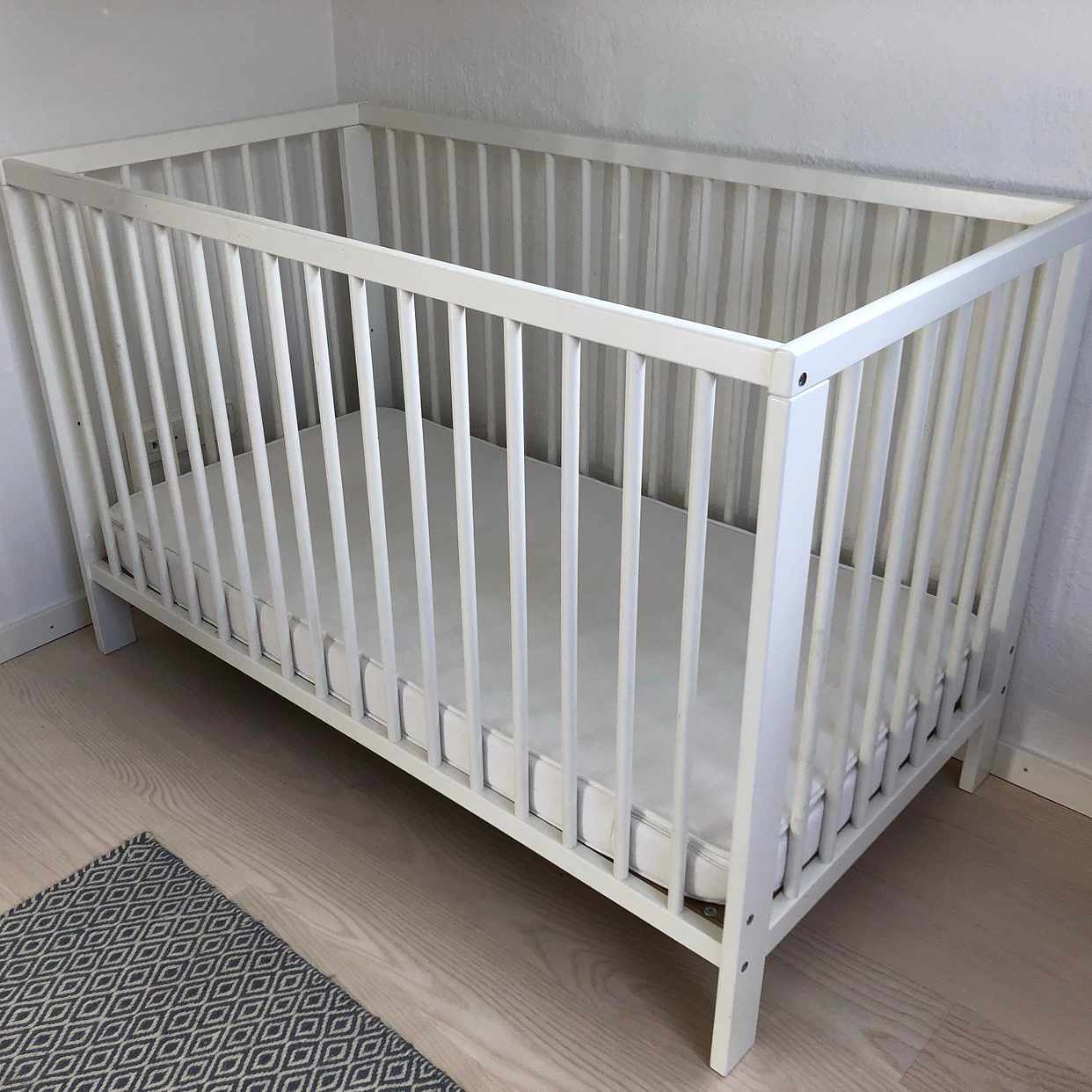 image of IKEA Gulliver spjälsäng - Bromma