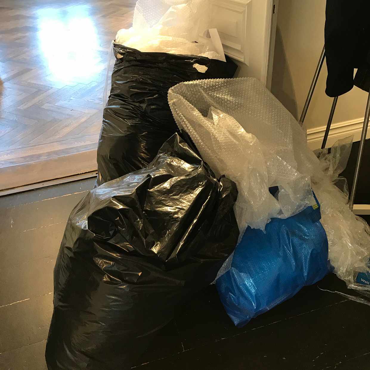 image of Cardboard, plastic - Stockholm City