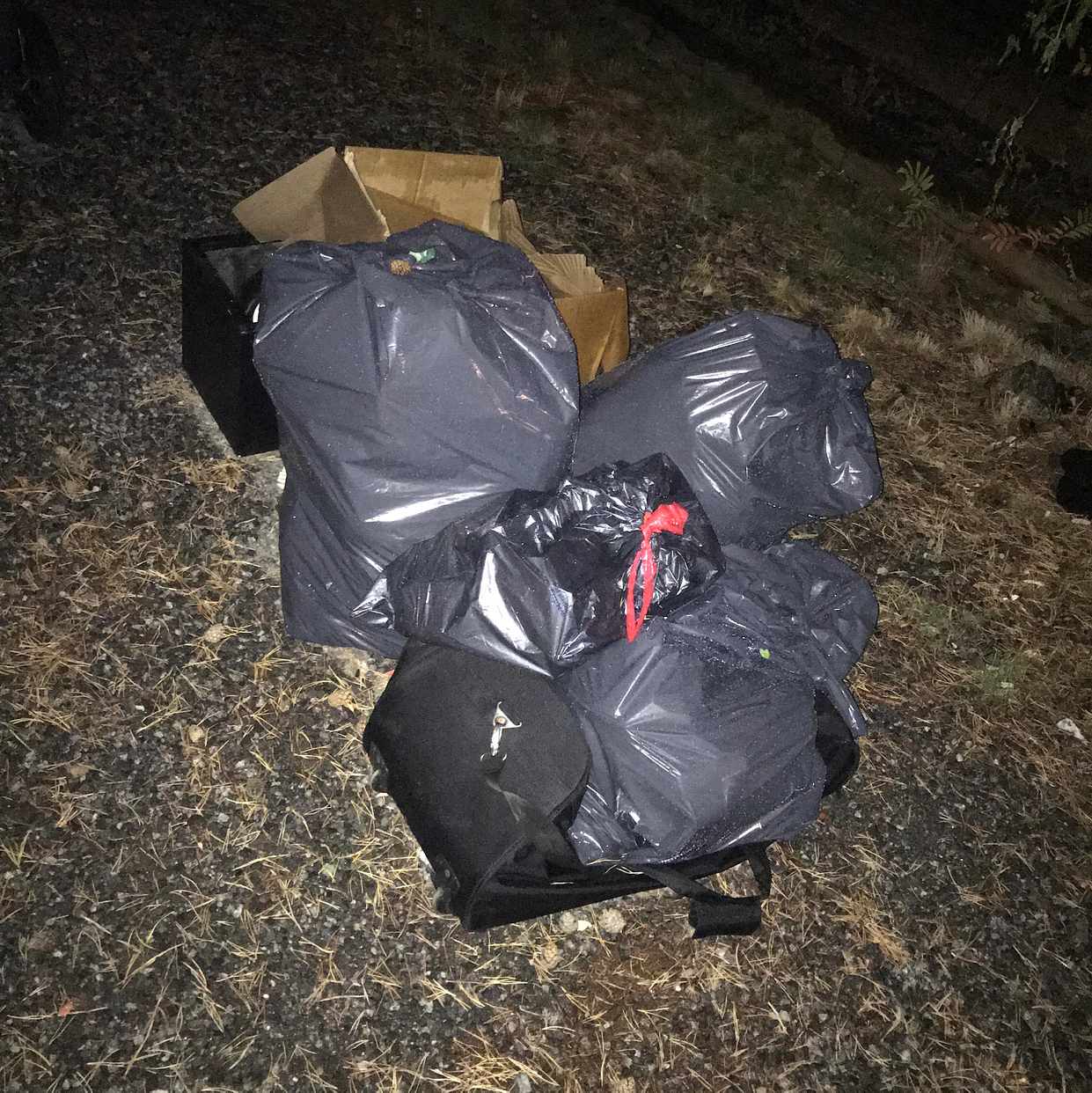 image of Waste, old pots, 2 m3 - Lidingö