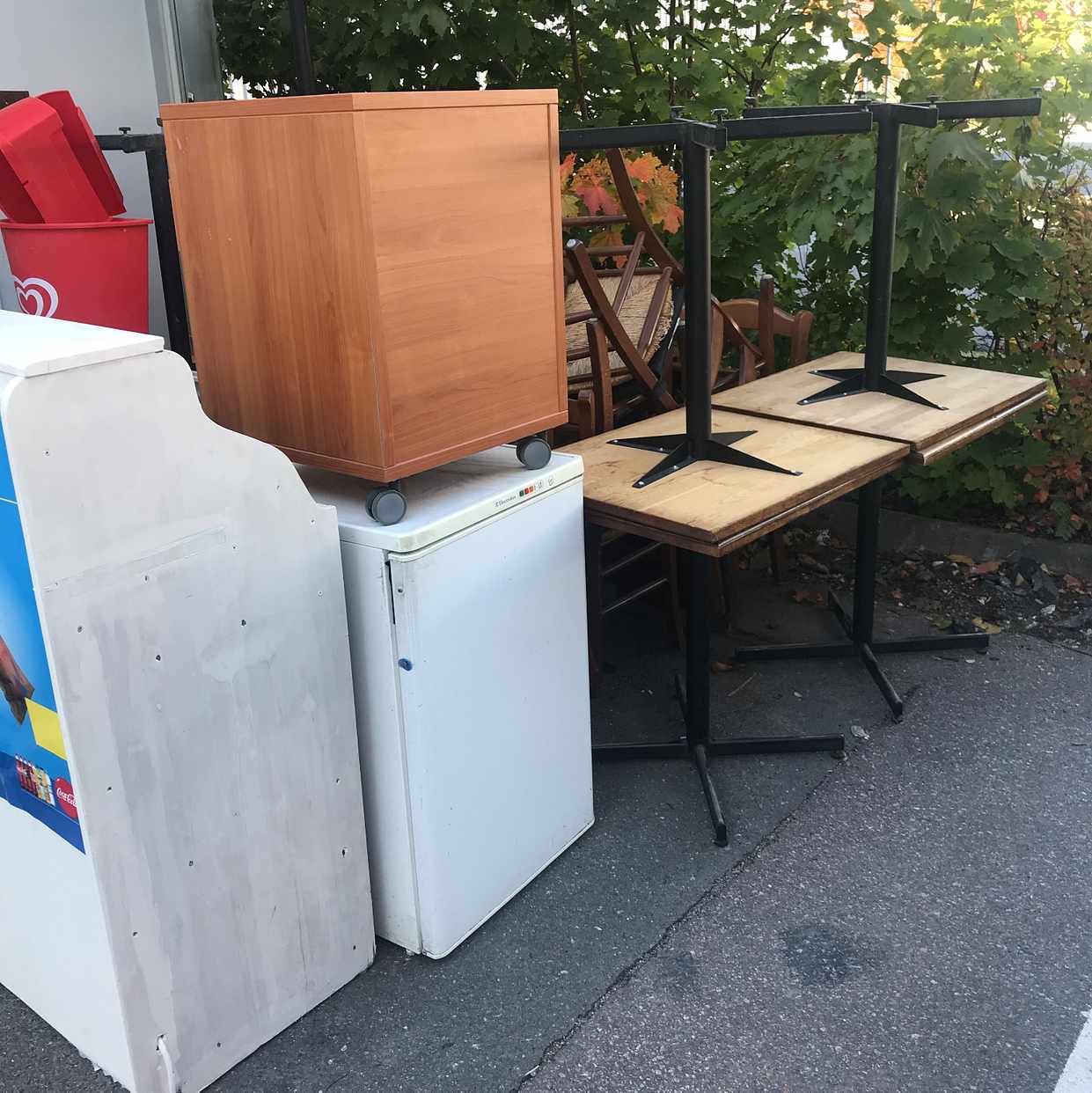 image of Saker som behövs slängas - Sollentuna