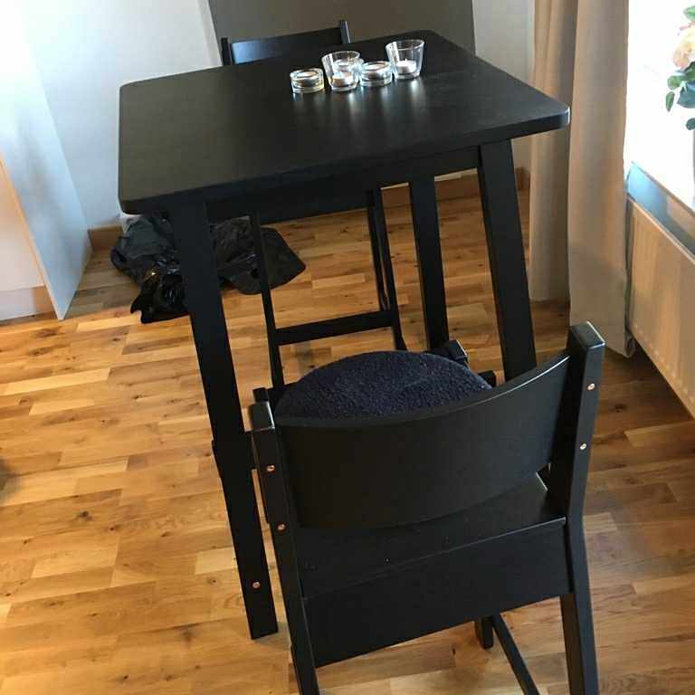 image of Barbord med två stolar - Stockholm