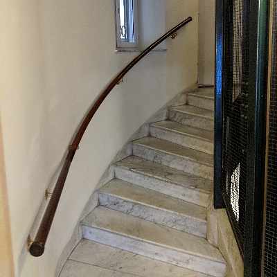 image of Carry up a carpet - 