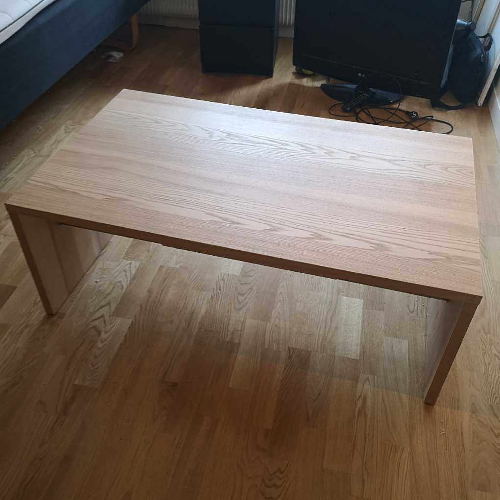 image of 120 säng och soffbord - Stockholm