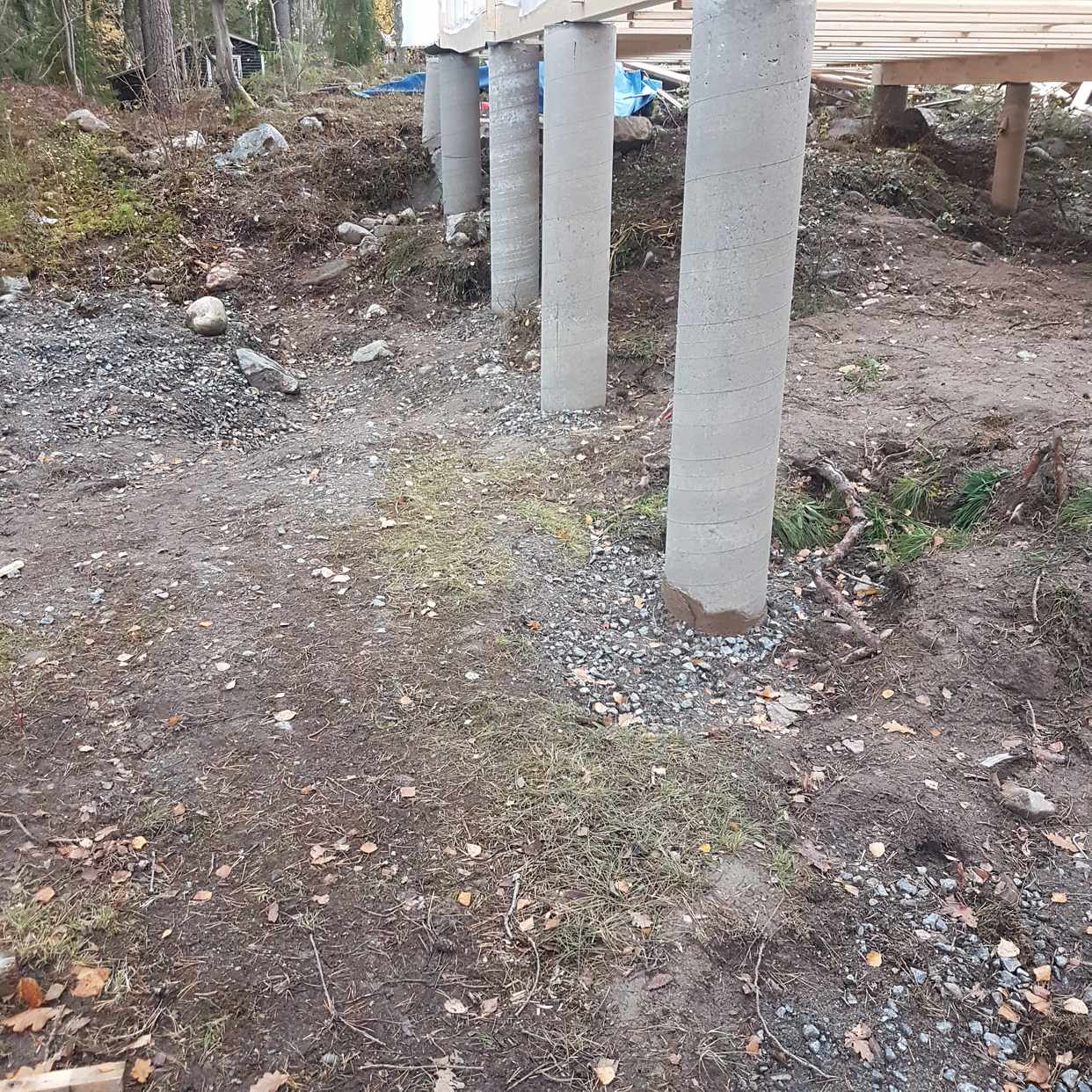 image of Fylla igen plinthål - Norrtälje