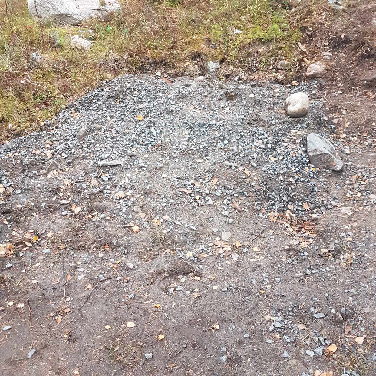 image of Fylla igen plinthål - Norrtälje