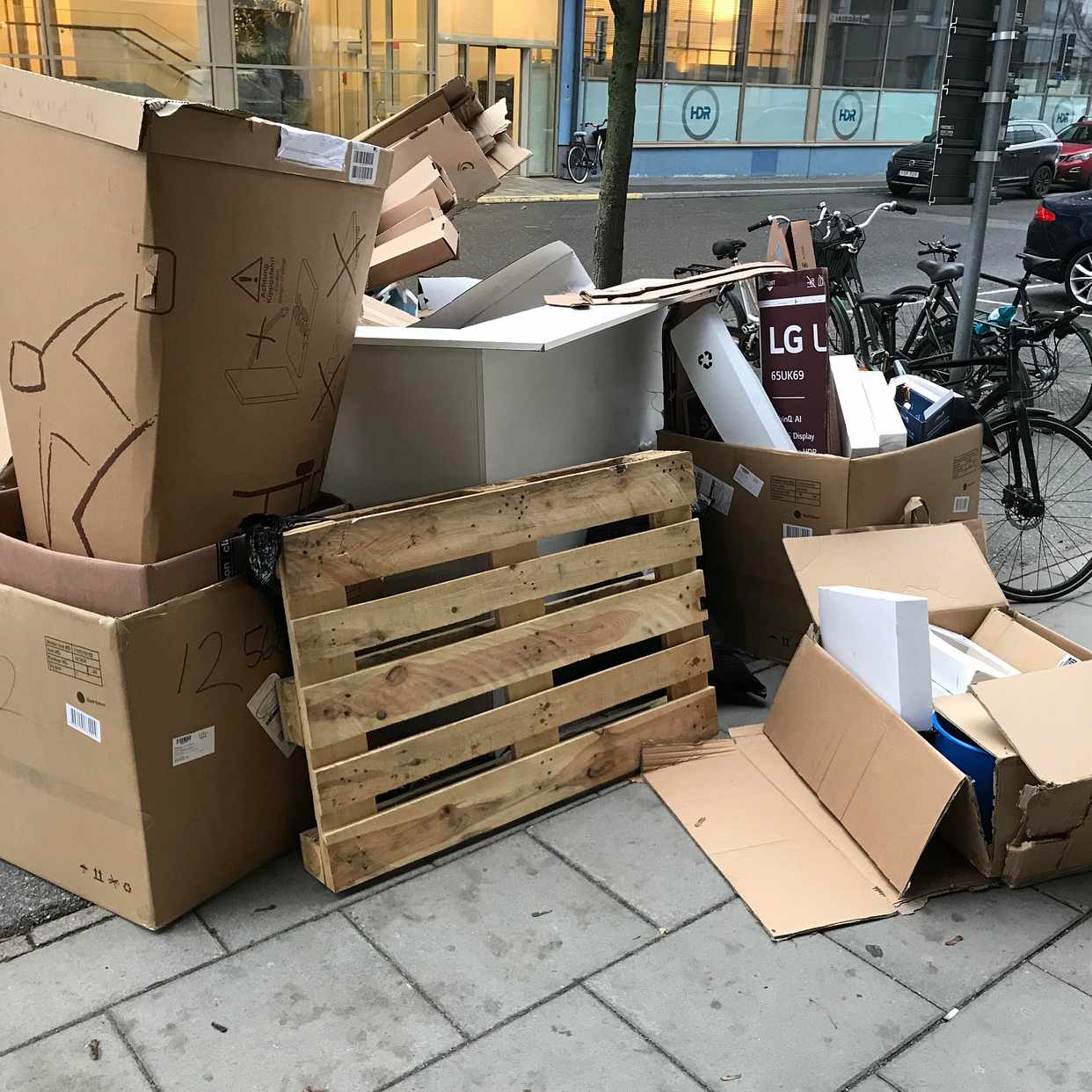 image of Diverse skräp - Stockholm