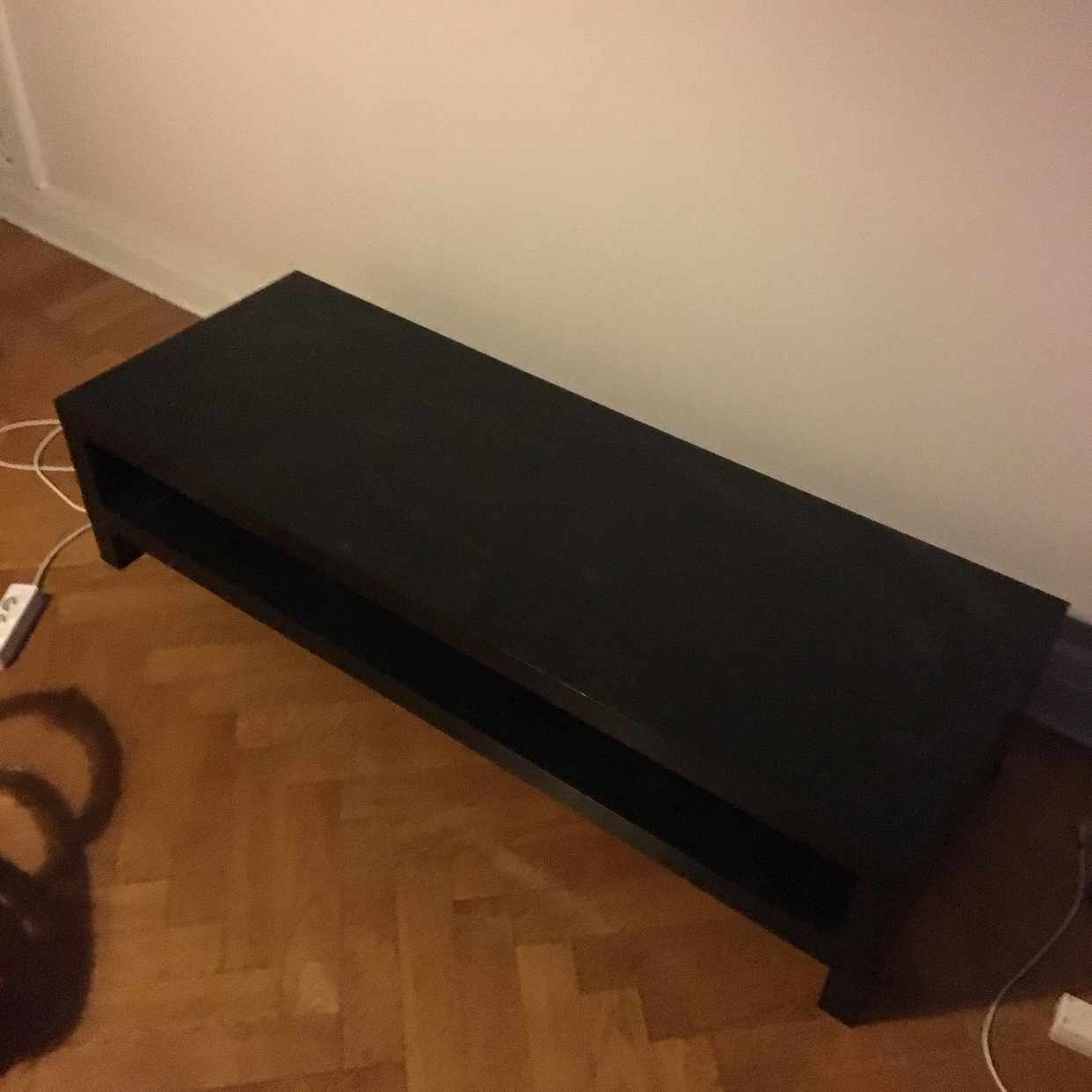 image of Tv-bänk IKEA svart - Stockholm
