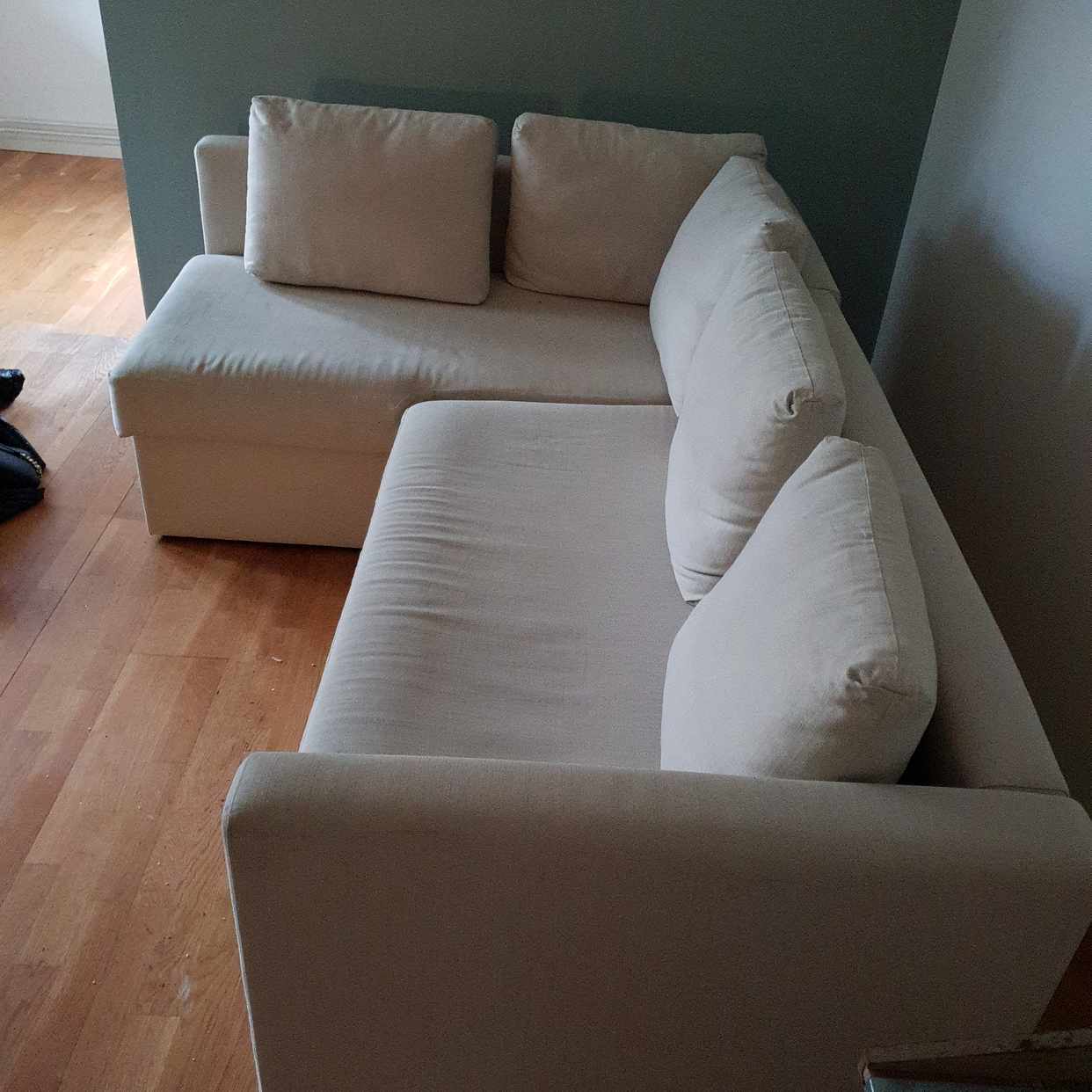 image of Bortforsling av bäddsoffa - Hägersten