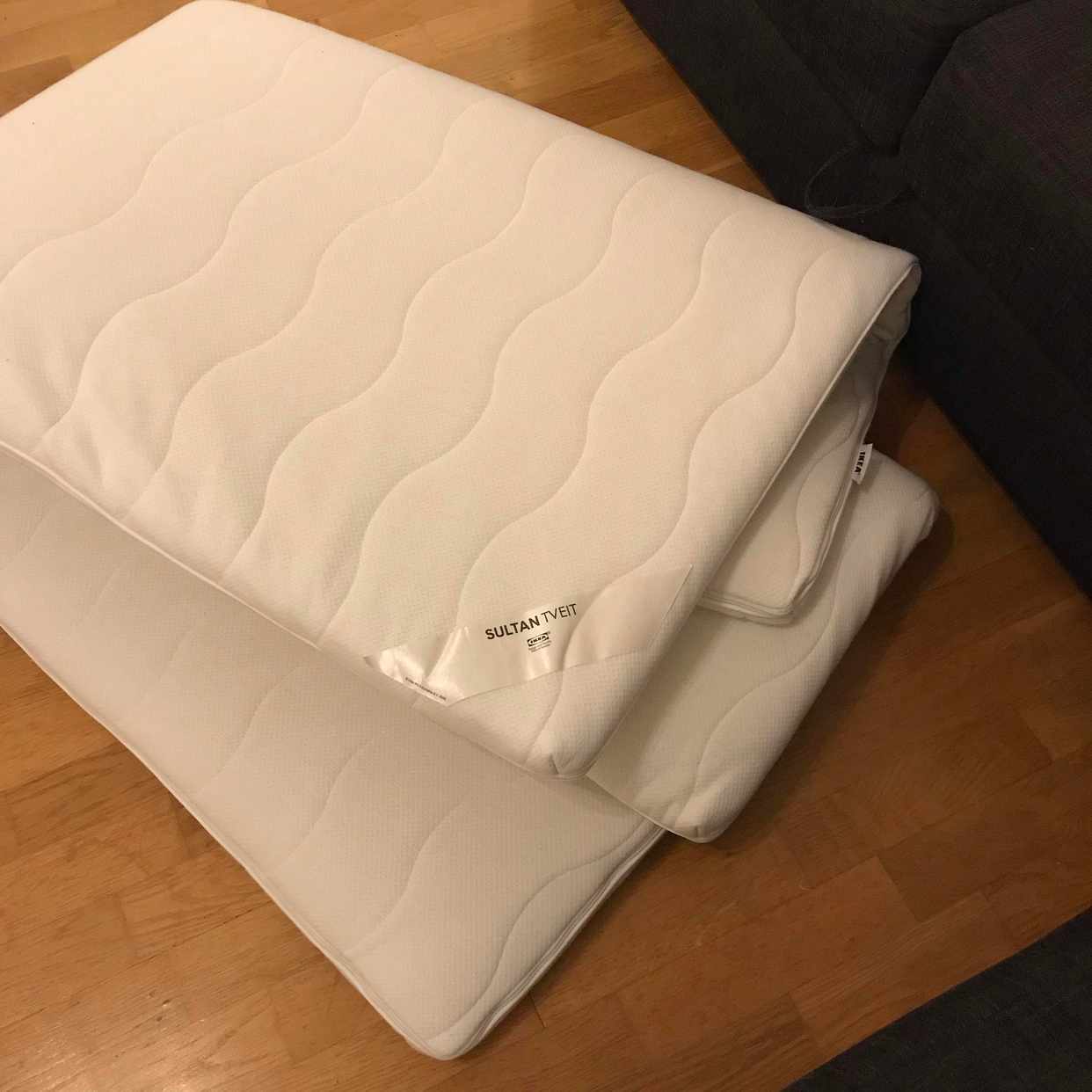image of Bäddsoffa + 2 madrasser - Hägersten