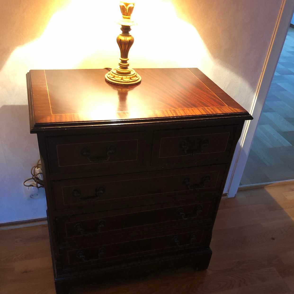 image of Glasbord Byrå Lampa Porsl - 