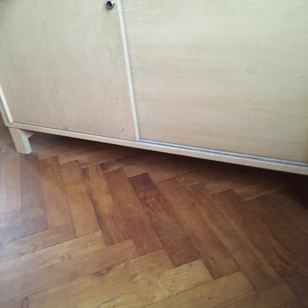 image of Möbler skänkes - 