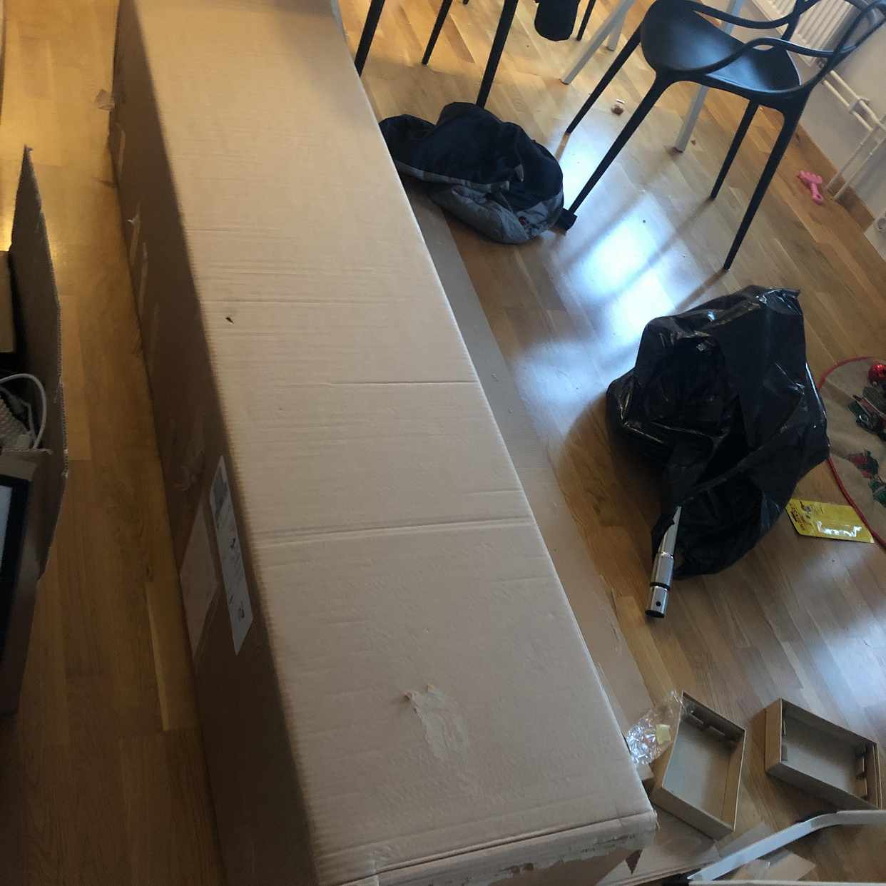 image of Kartonger och plast - Farsta