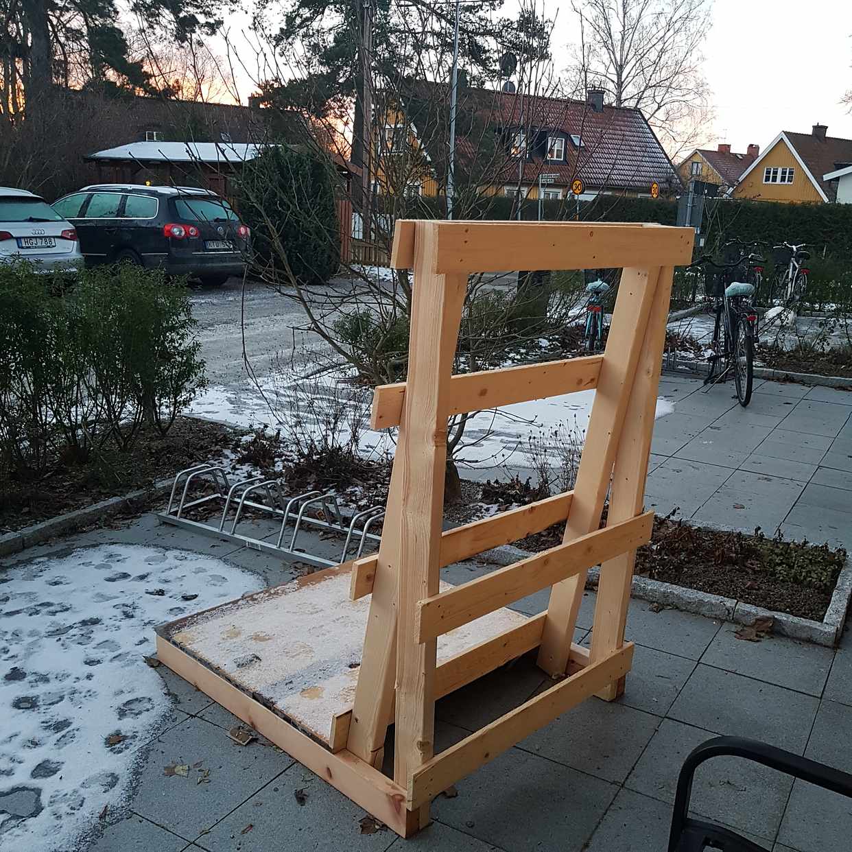 image of Garderober + kartong - Sollentuna