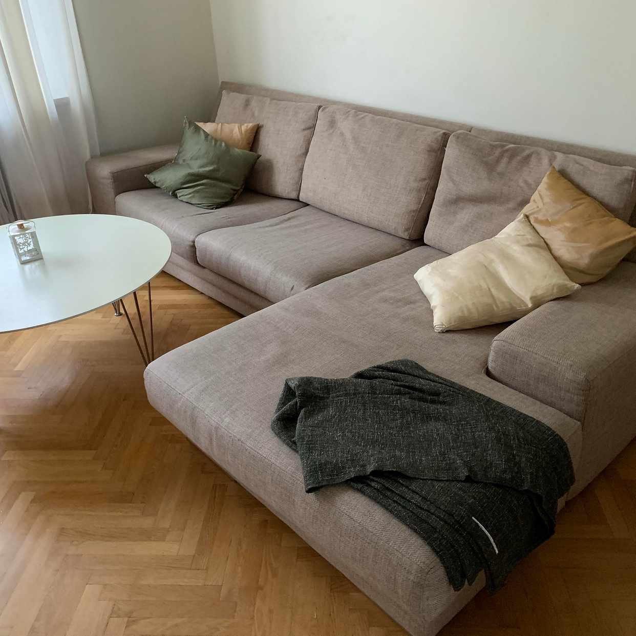 image of Soffa , 2 bord, 4 stolar, - Alvik 