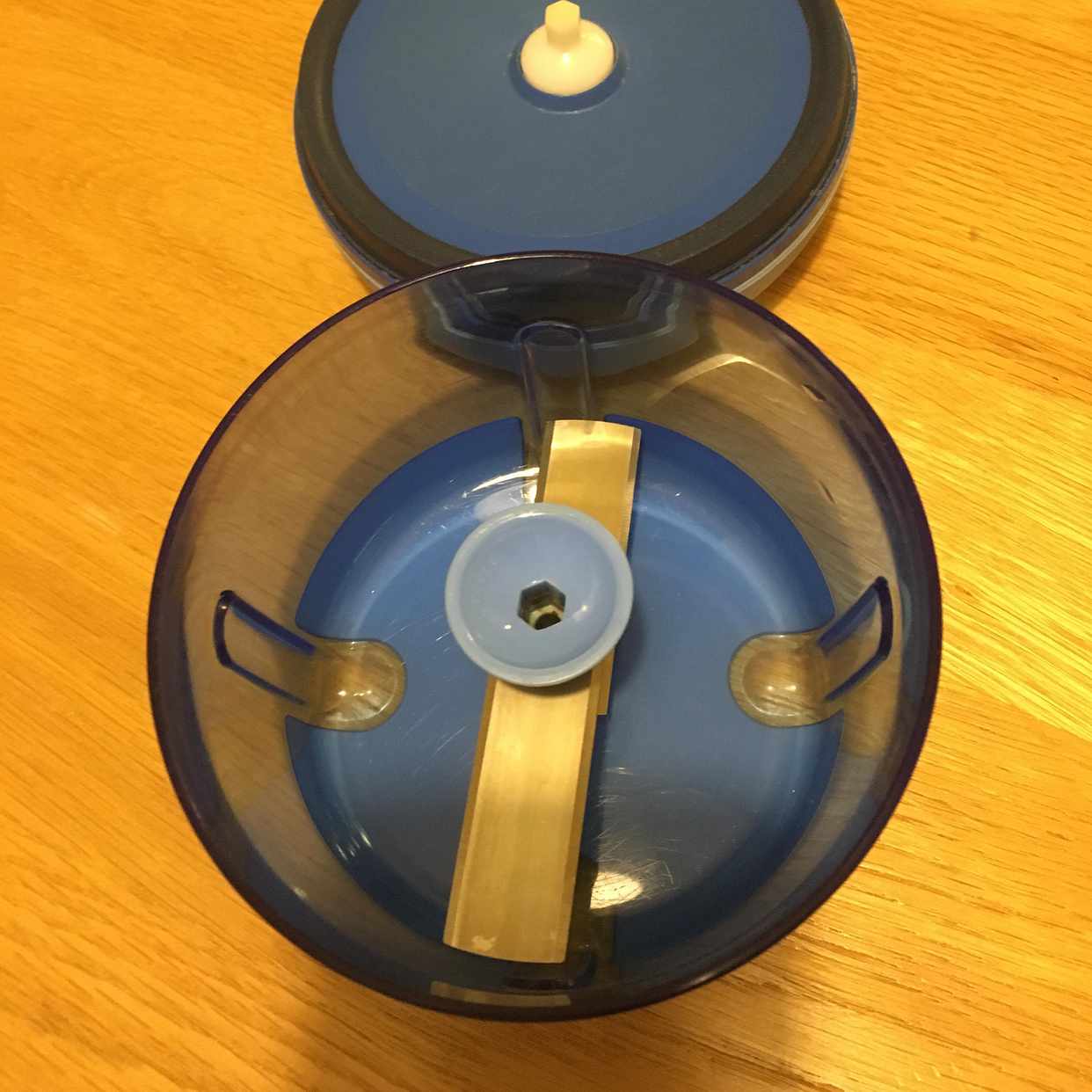 image of Tupperware onion slicer - Solna