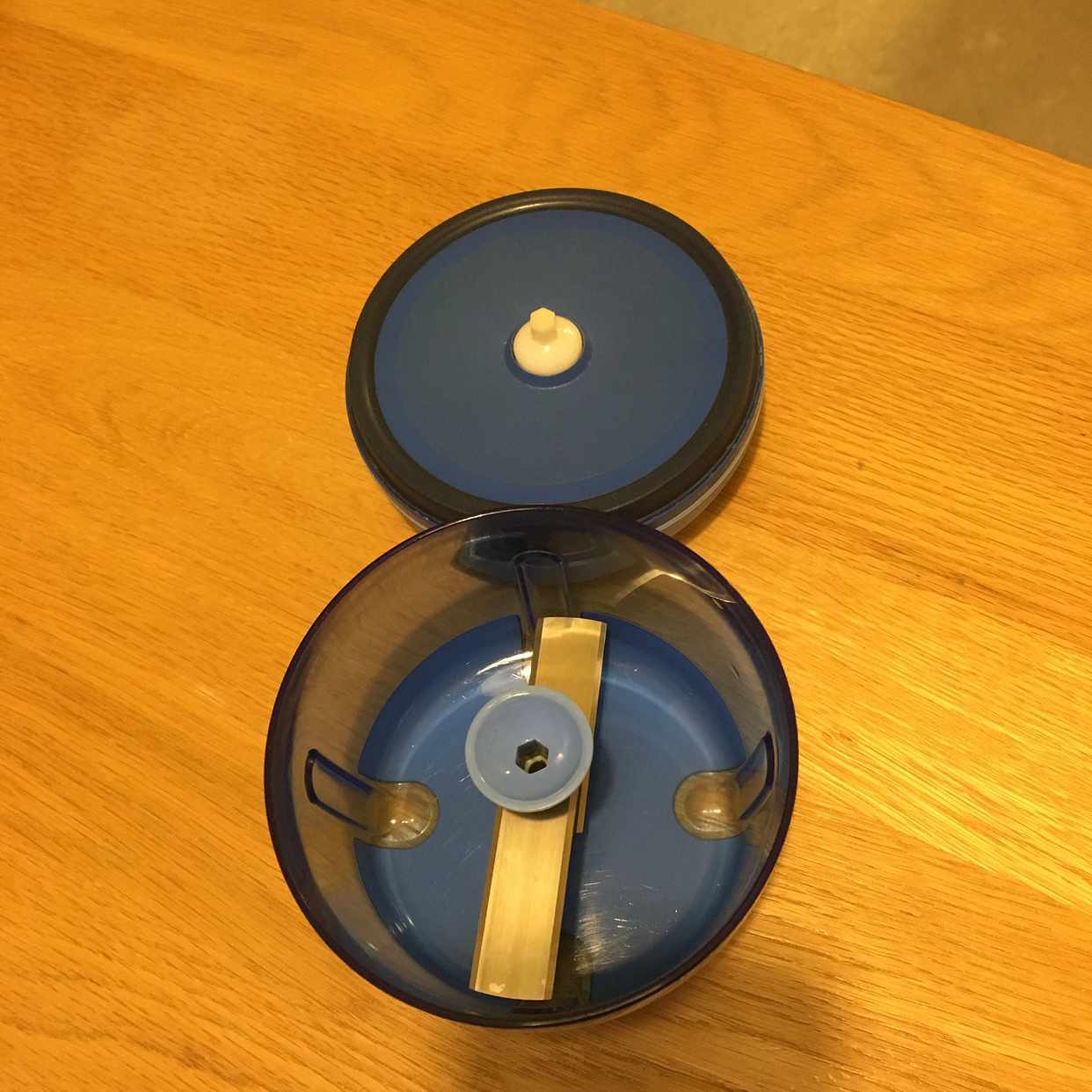 image of Tupperware onion slicer - Solna