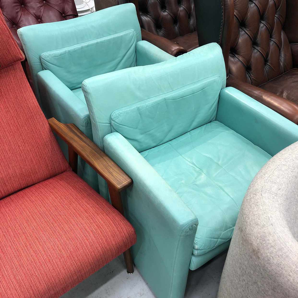 image of Hjälp att flytta fåtöljer - 